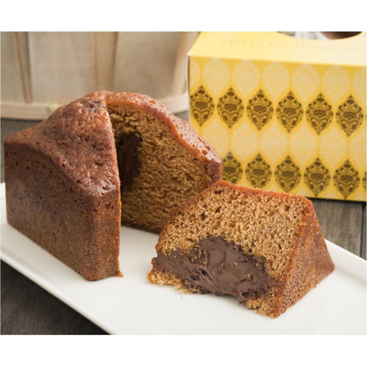 découvrez notre délicieuse recette de fondant gianduja, un dessert riche et crémeux alliant la douceur du chocolat au lait et la saveur des noisettes. parfait pour les amateurs de chocolat, ce fondant fond en bouche et saura ravir vos papilles à chaque bouchée.