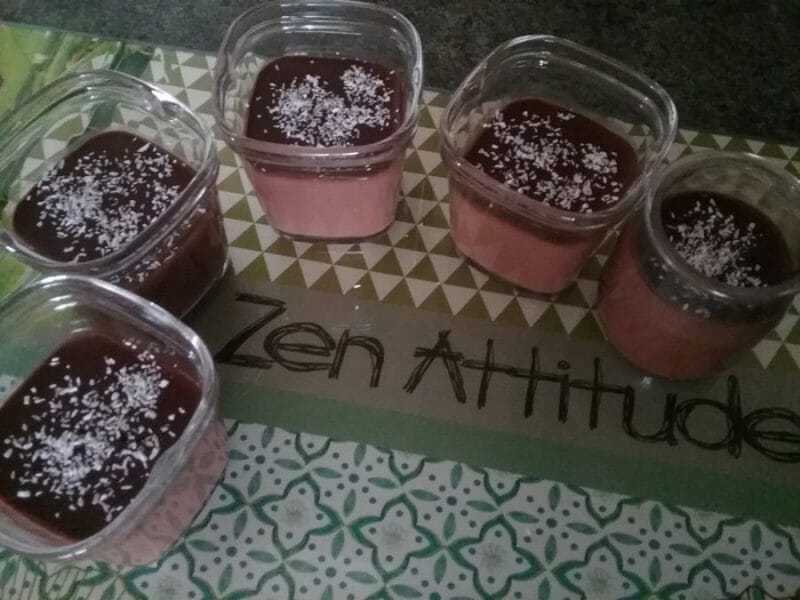 découvrez notre délicieuse crème coco chocolat, une douceur onctueuse qui allie la richesse du chocolat à la légèreté de la noix de coco. parfaite pour vos desserts ou à déguster seule, cette crème ravira vos papilles à chaque cuillerée.