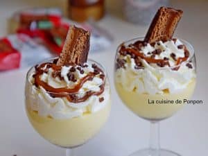 découvrez notre délicieuse crème au chocolat blanc, une douceur onctueuse et fondante qui ravira vos papilles. parfaite pour accompagner vos desserts, cette crème saura sublimer vos recettes sucrées avec une touche gourmande et raffinée.