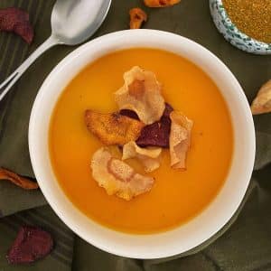 découvrez une délicieuse recette de soupe de légumes, parfaite pour régaler vos papilles tout en bénéficiant d'un apport nutritif. facile à préparer, elle combine fraîcheur et saveurs pour un repas réconfortant et sain.