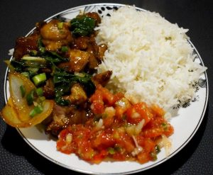 découvrez une délicieuse recette de sauté de porc indien, alliant tendreté de la viande et épices parfumées. ce plat savoureux, facile à préparer, vous transportera au cœur des saveurs indiennes. parfait pour un dîner convivial en famille ou entre amis!