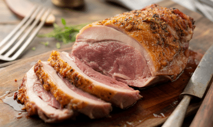 découvrez notre recette détaillée pour réussir un magret de canard fondant à l'intérieur et croustillant à l'extérieur, cuit parfaitement au four. suivez nos conseils simples pour un plat délicieux et savoureux.